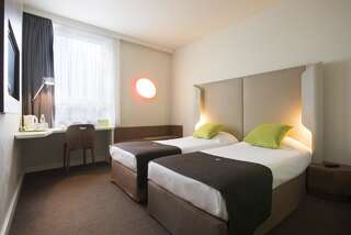 Отель Campanile Wroclaw Centrum Вроцлав Улучшенный двухместный номер с 2 отдельными кроватями-1