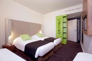 Отель Campanile Wroclaw Centrum Вроцлав Улучшенный двухместный номер с 2 отдельными кроватями-3
